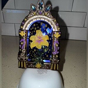 Disney Bath And Body Work Rapunzel Nightlight Wallflowers Fragrance Plug
